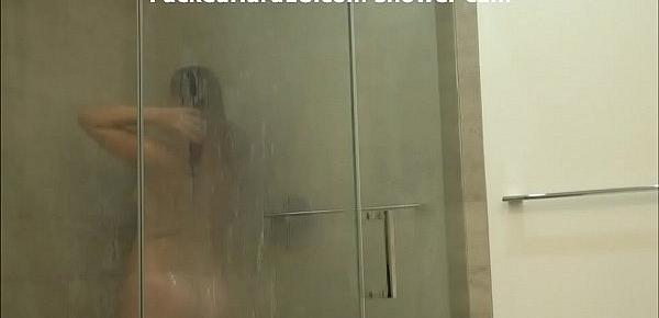  Shower cam with Anna